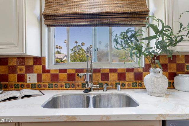 1300 Solita Road, Pasadena, CA 91103