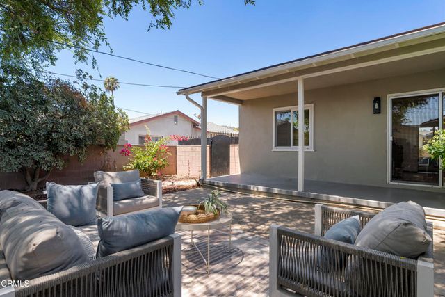 1300 Solita Road, Pasadena, CA 91103