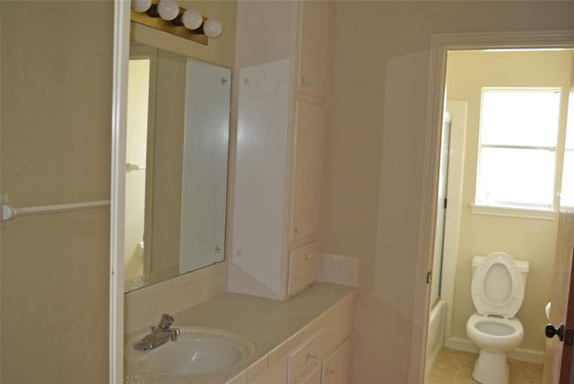 8506 Langdon Lane, Houston, TX 77036