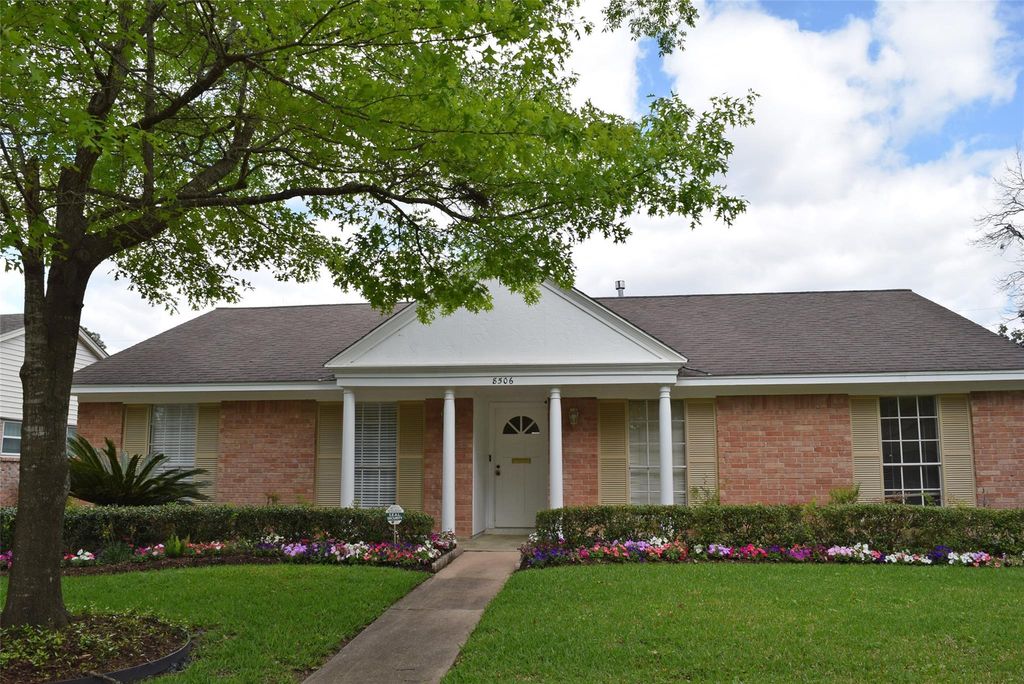 8506 Langdon Lane, Houston, TX 77036