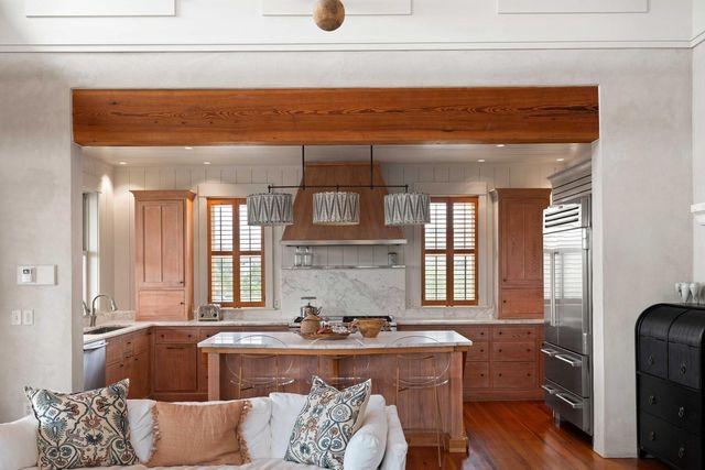 3 7th Avenue, Isle Of Palms, SC 29451