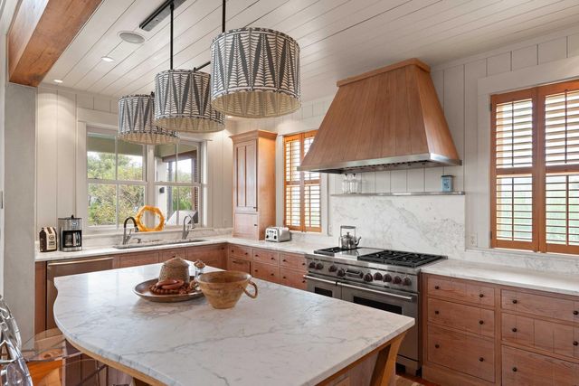 3 7th Avenue, Isle Of Palms, SC 29451