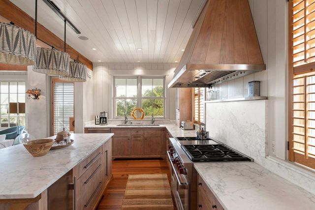 3 7th Avenue, Isle Of Palms, SC 29451