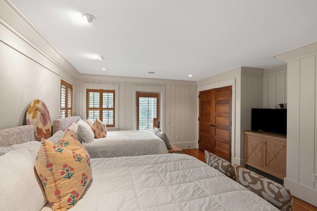 3 7th Avenue, Isle Of Palms, SC 29451