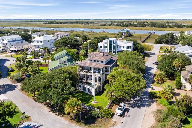 3 7th Avenue, Isle Of Palms, SC 29451