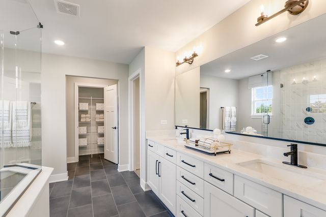 41 Hawthorn Ridge Drive, Hawthorn Woods, IL 60047