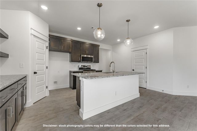 8760 Anise Drive, Centerton, AR 72719