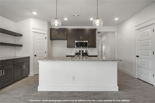 8760 Anise Drive, Centerton, AR 72719