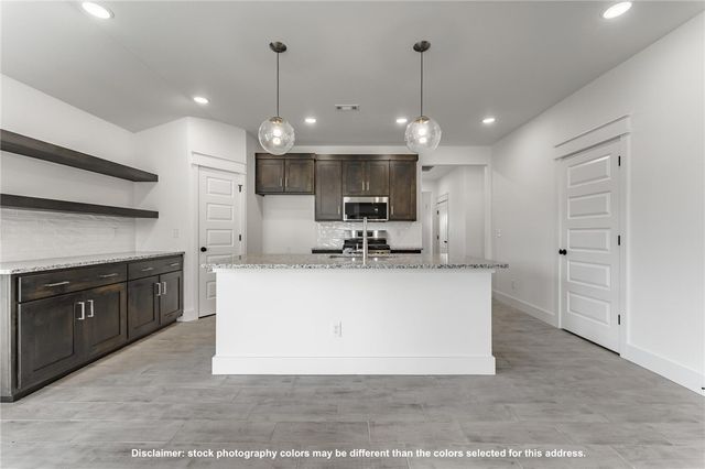 8760 Anise Drive, Centerton, AR 72719