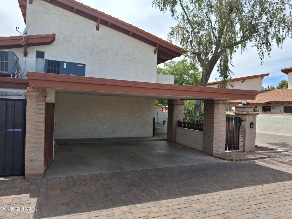 1925 E ORANGE Drive, Phoenix, AZ 85016
