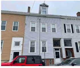 39 G St, Boston, MA 02127