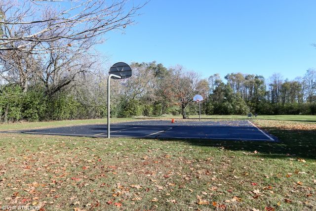 627 Virginia Road 212, Crystal Lake, IL 60014