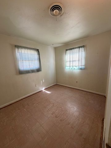 2513 Carleton Dr, Big Spring, TX 79720