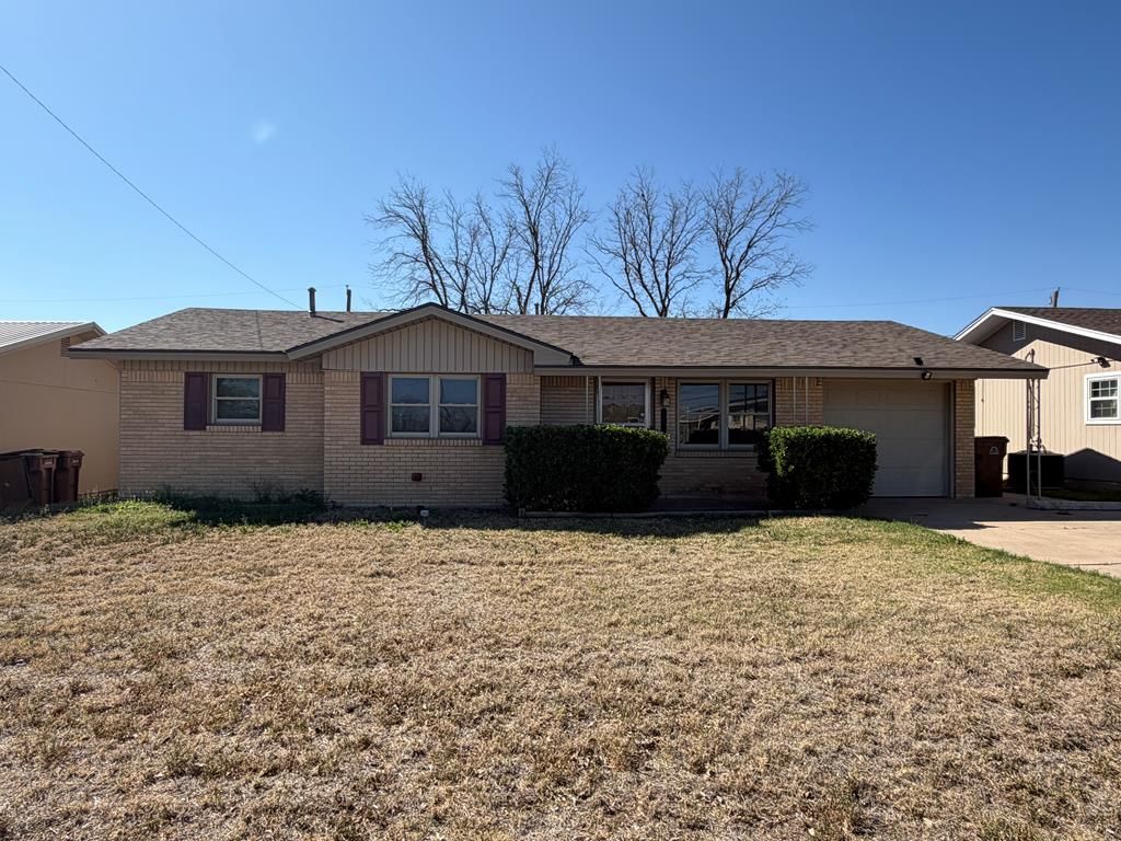 2513 Carleton Dr, Big Spring, TX 79720