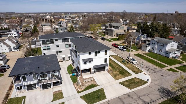 49 Howard Avenue, Grand Haven Twp, MI 49517