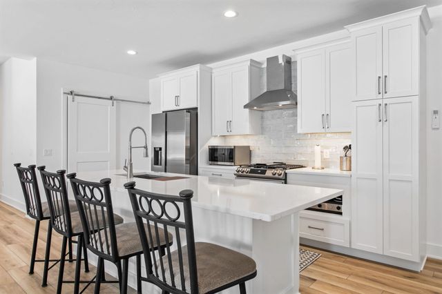 49 Howard Avenue, Grand Haven Twp, MI 49517