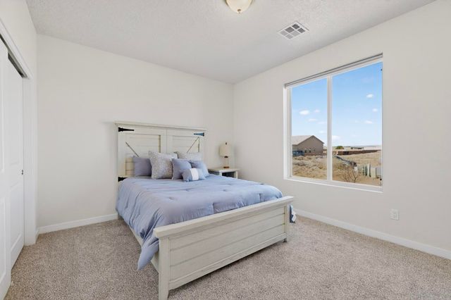 3219 Ilford Road NE, Rio Rancho, NM 87144