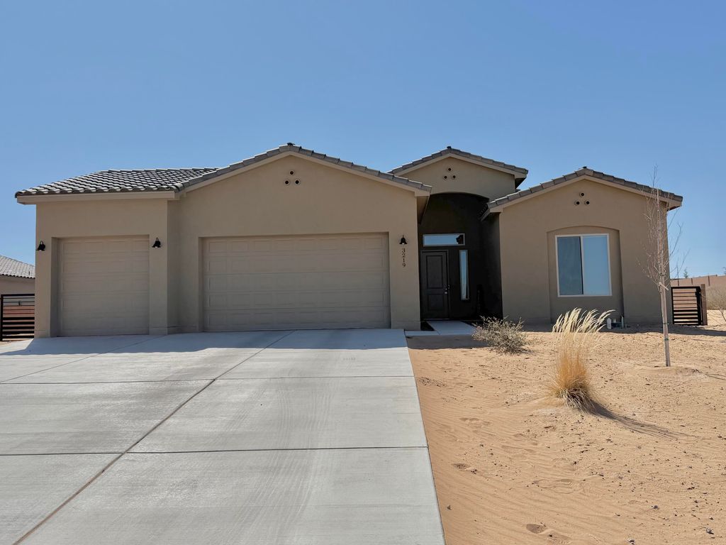 Image 1 of property listing at 3219 Ilford Road NE, Rio Rancho, NM 87144