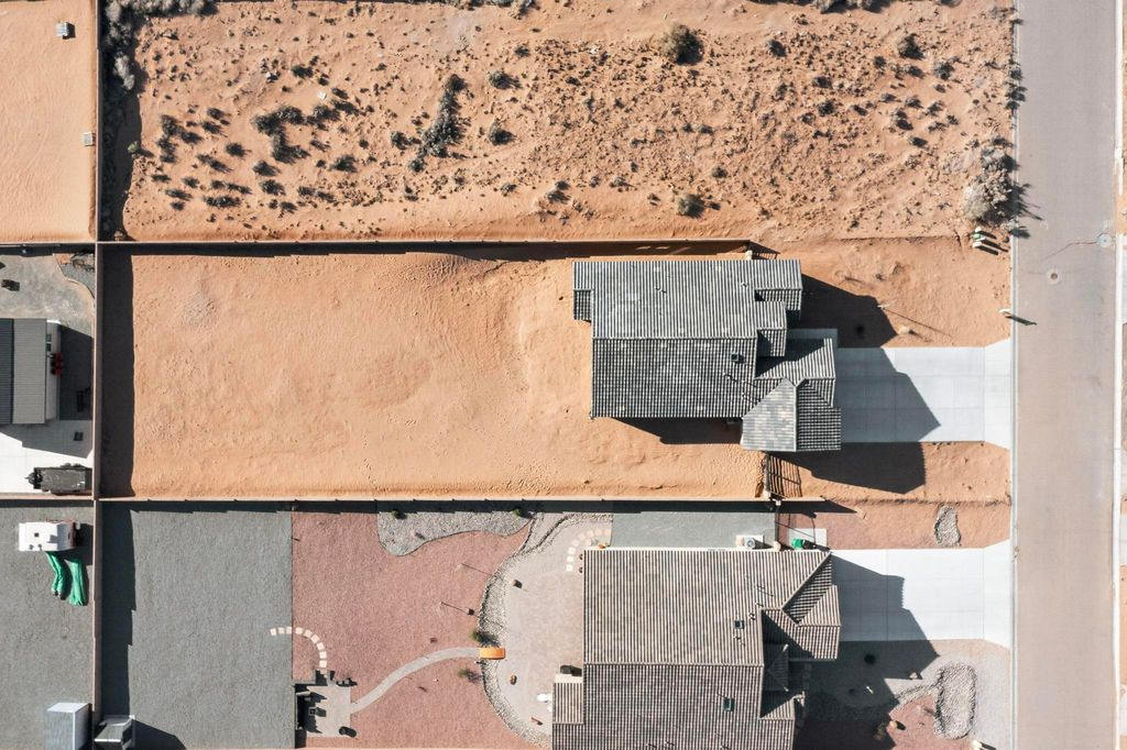 Image 5 of property listing at 3219 Ilford Road NE, Rio Rancho, NM 87144