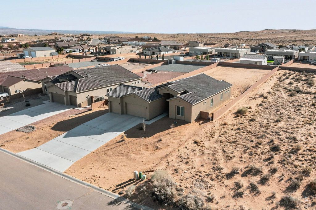 Image 52 of property listing at 3219 Ilford Road NE, Rio Rancho, NM 87144