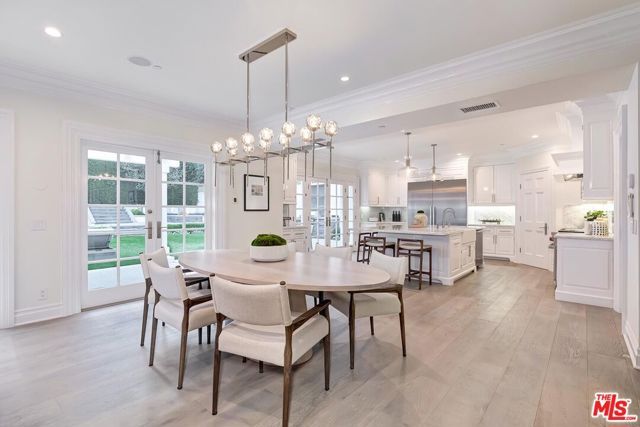 2803 Mandeville Canyon, Los Angeles, CA 90049