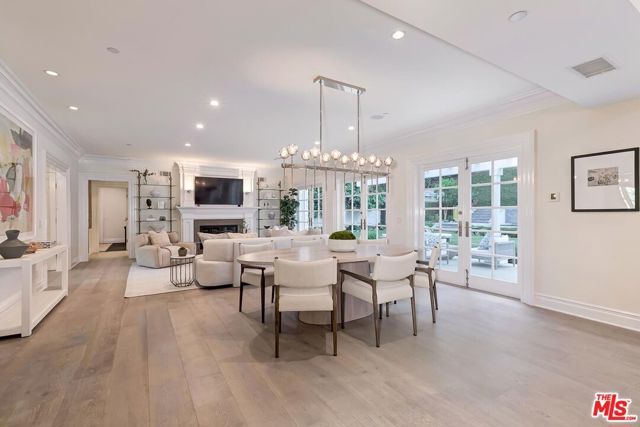 2803 Mandeville Canyon, Los Angeles, CA 90049