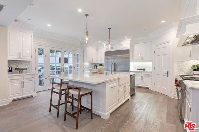 2803 Mandeville Canyon, Los Angeles, CA 90049