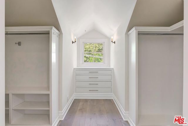 2803 Mandeville Canyon, Los Angeles, CA 90049