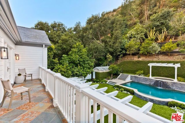 2803 Mandeville Canyon, Los Angeles, CA 90049