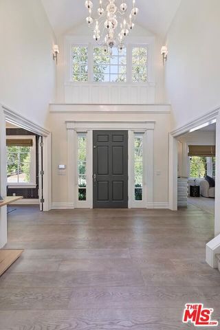 2803 Mandeville Canyon, Los Angeles, CA 90049