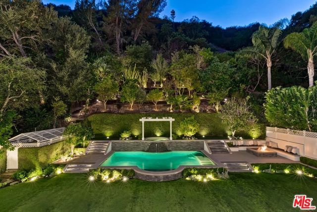 2803 Mandeville Canyon, Los Angeles, CA 90049