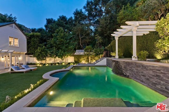 2803 Mandeville Canyon, Los Angeles, CA 90049
