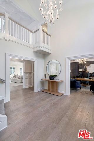 2803 Mandeville Canyon, Los Angeles, CA 90049