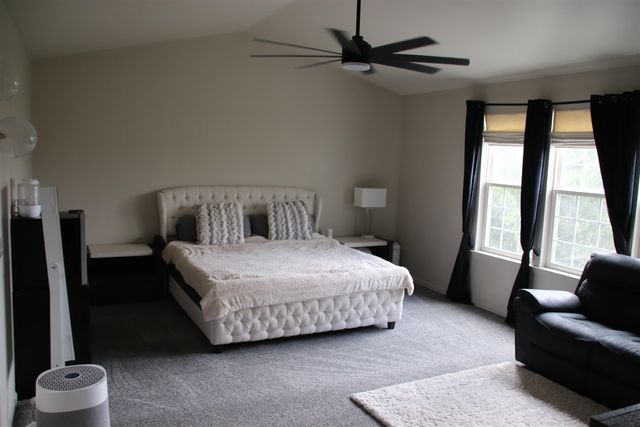 48871 Manhattan Circle, Canton, MI 48188