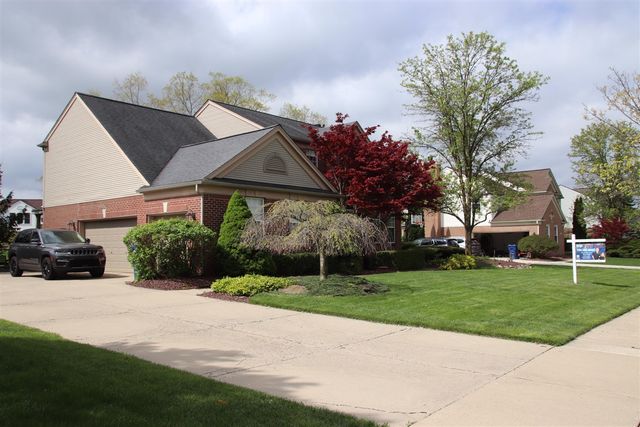 48871 Manhattan Circle, Canton, MI 48188