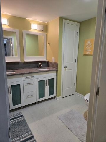 48871 Manhattan Circle, Canton, MI 48188