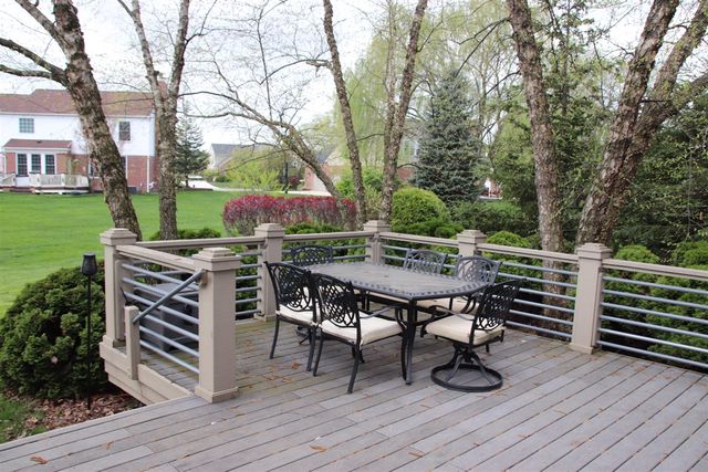 48871 Manhattan Circle, Canton, MI 48188