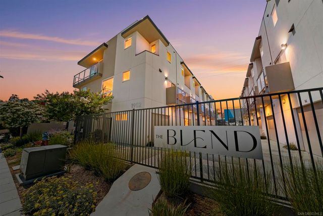 1952 Hornblend 6, San Diego, CA 92109
