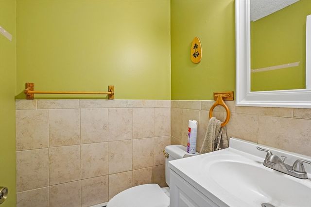 20 Douglas Dr 20, East Bridgewater, MA 02333