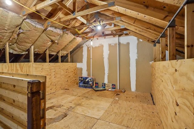 20 Douglas Dr 20, East Bridgewater, MA 02333