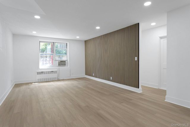 1296 Midland Avenue L2, Yonkers, NY 10704