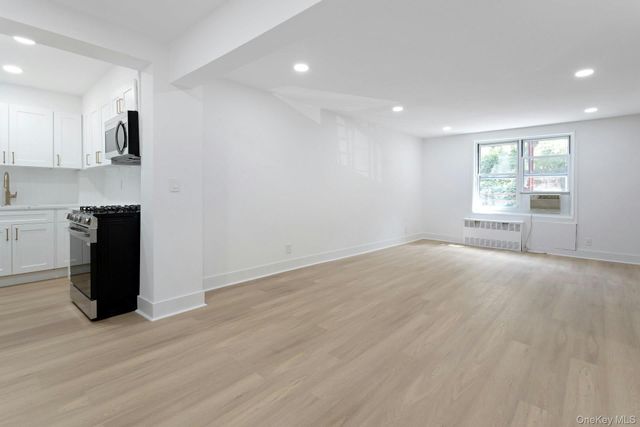 1296 Midland Avenue L2, Yonkers, NY 10704