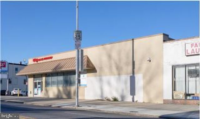 3700 FALLS RD, Baltimore, MD 21211