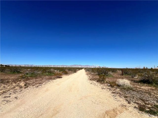 10376 55th West, Mojave, CA 93501