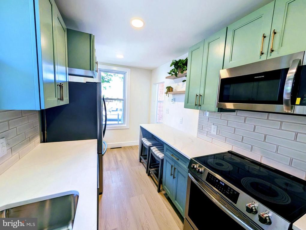 Image 10 of property listing at 7 N WISNER ST, Frederick, MD 21701