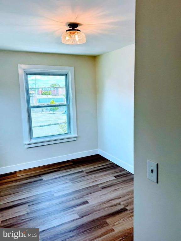 Image 14 of property listing at 7 N WISNER ST, Frederick, MD 21701