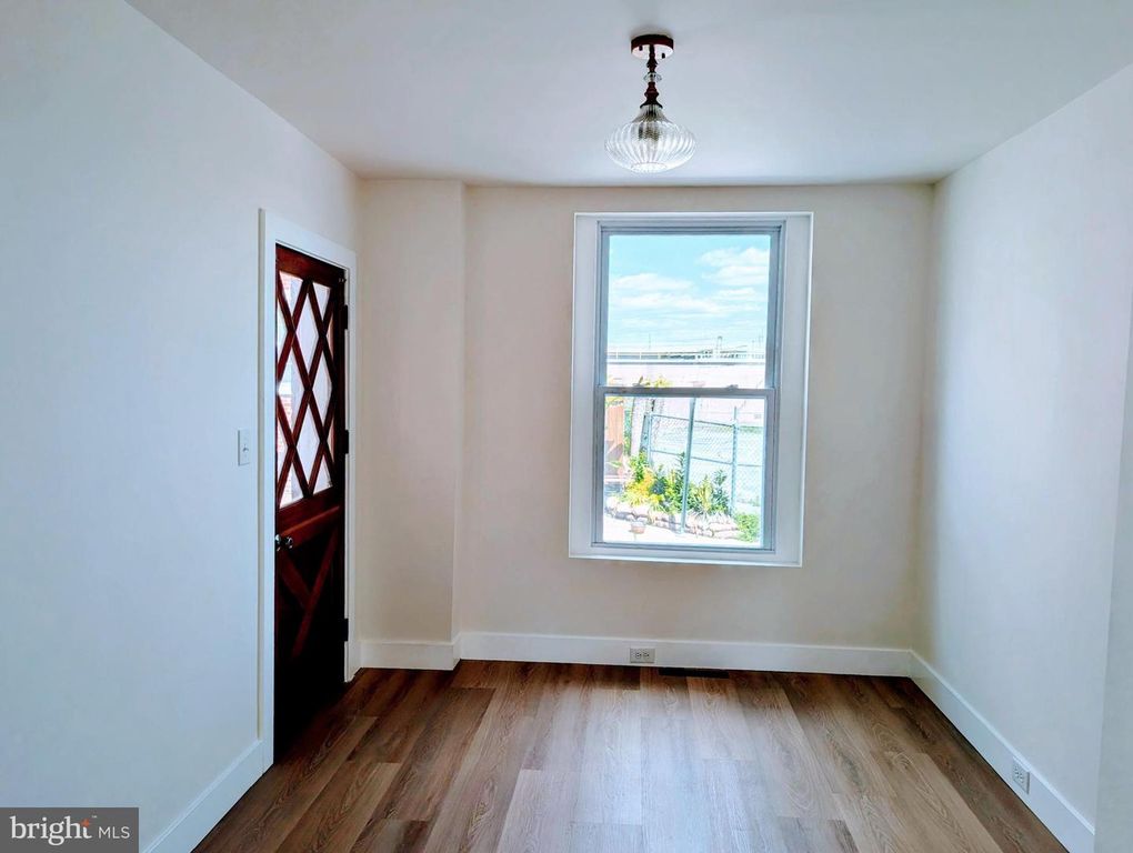 Image 4 of property listing at 7 N WISNER ST, Frederick, MD 21701