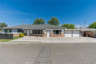 27 Emerald Drive, Merced, CA 95340