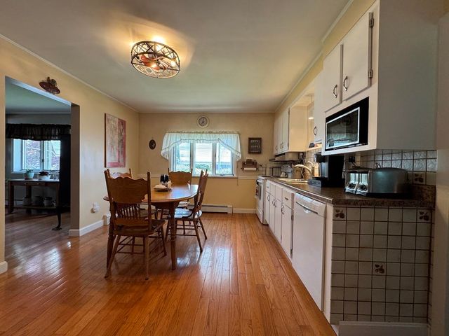 74 Hobart Street, Manchester, NH 03104
