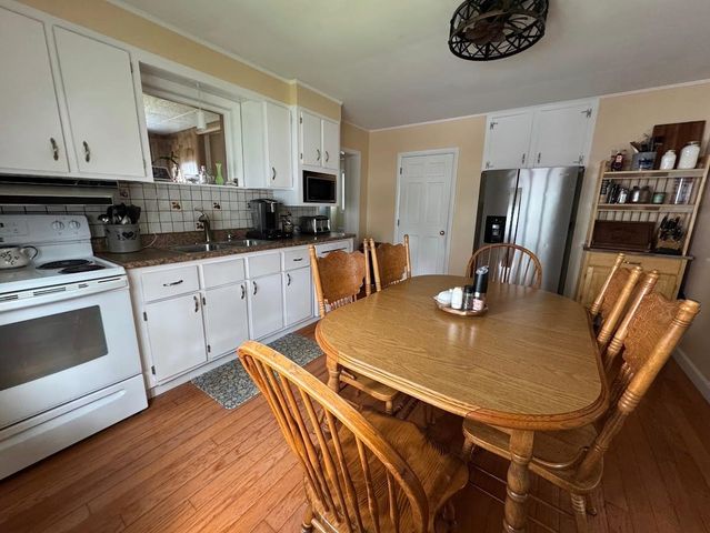 74 Hobart Street, Manchester, NH 03104